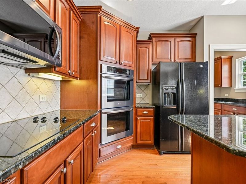 36305 Montrose Way, Avon, OH 44011 Photo 11