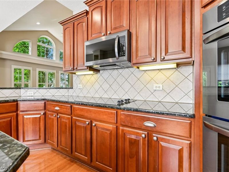 36305 Montrose Way, Avon, OH 44011 Photo 12