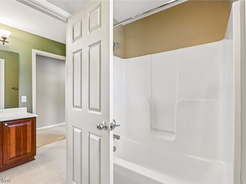 36305 Montrose Way, Avon, OH 44011 Photo 27