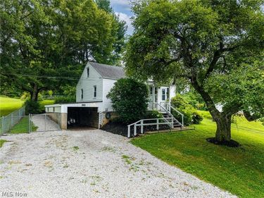 2188 Moffett Road, Lucas, OH 44843