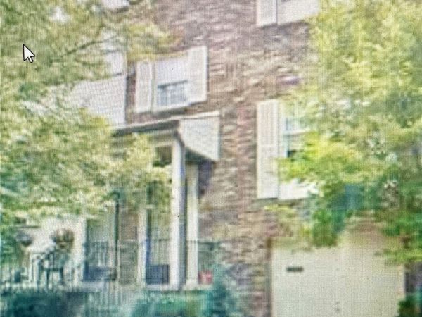 1010 River Oaks Drive , Pittsburgh, PA 15215