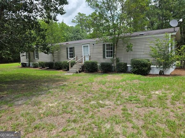 3889 Jacobs Drive, Blackshear, GA 31516