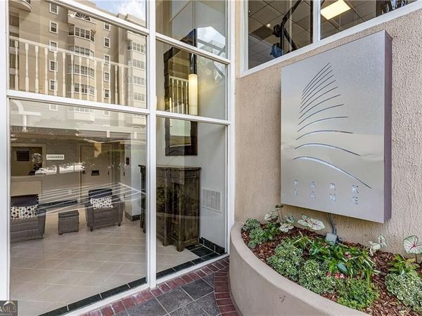 2479 Peachtree Road NE, Unit APT 1716, Atlanta, GA 30305