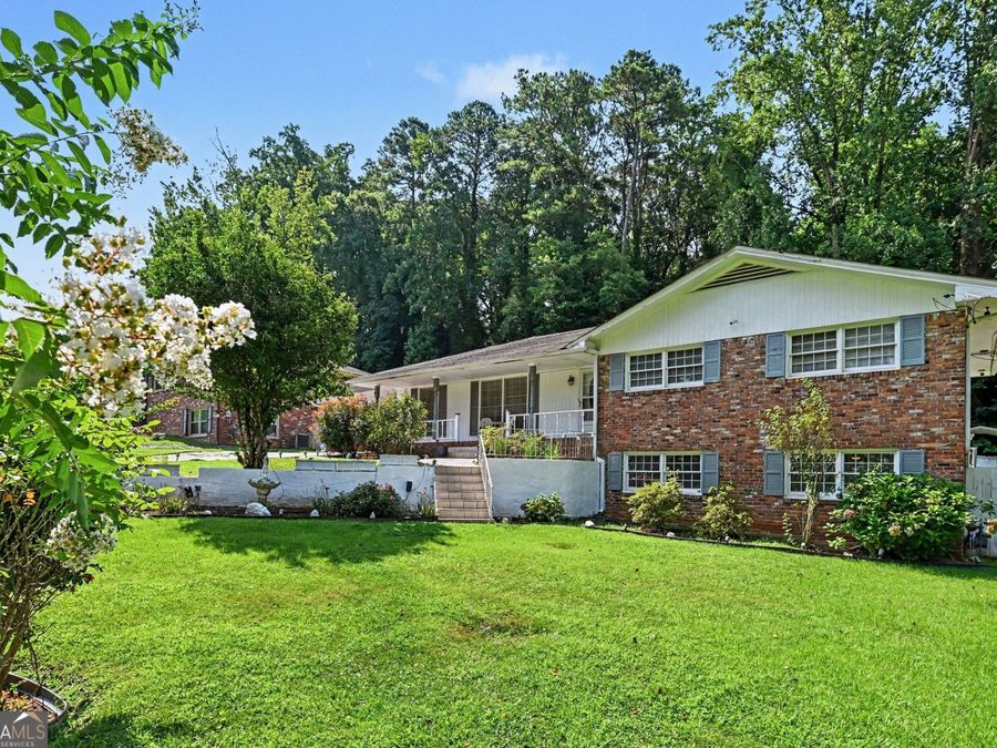 Property Image 4