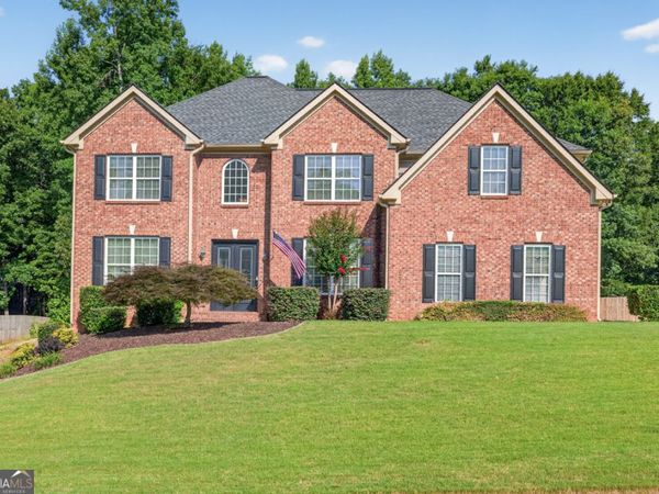 202 Prestwick Drive, Hoschton, GA 30548