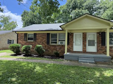 327 Garden Park Drive, Unit B, Nicholasville, KY 40356