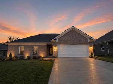 306 Cinchpost Circle, London, KY 40744