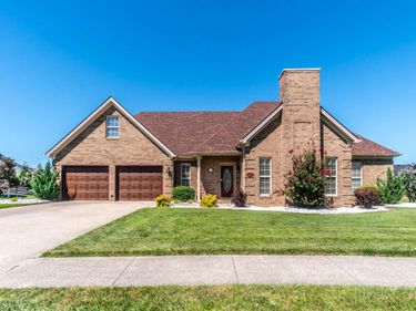 114 Castlewood Drive, Richmond, KY 40475