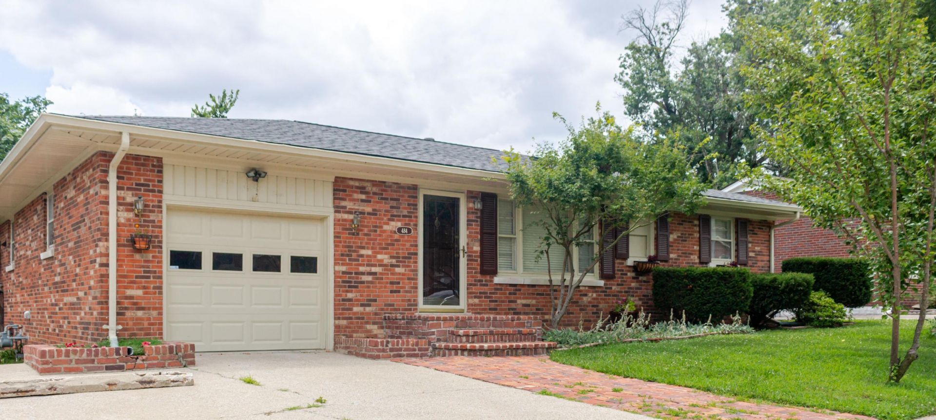 484 Wanstead Way, Lexington, KY 40505 Main Photo