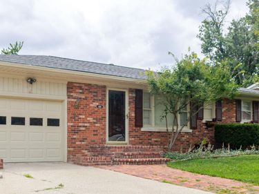 484 Wanstead Way, Lexington, KY 40505