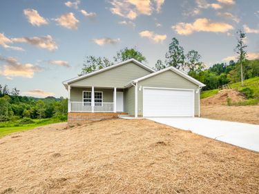 69 Whispering Oaks Lane, London, KY 40741