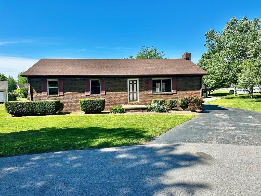 3495 Dusty Lane, Hopkinsville, KY 42240 Main Photo