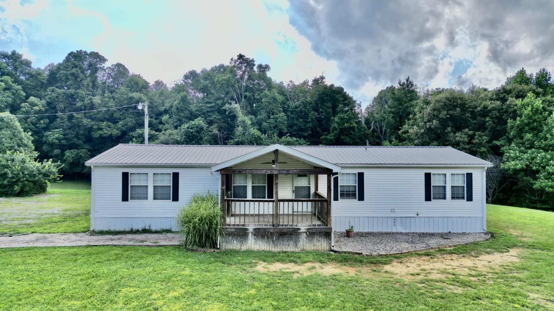 290 Denmark Lane, Jamestown, KY 42629