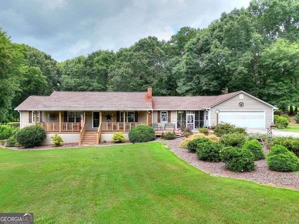 3079 Meadow Trail, Loganville, GA 30052