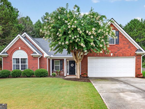 334 Annslee Circle, Loganville, GA 30052