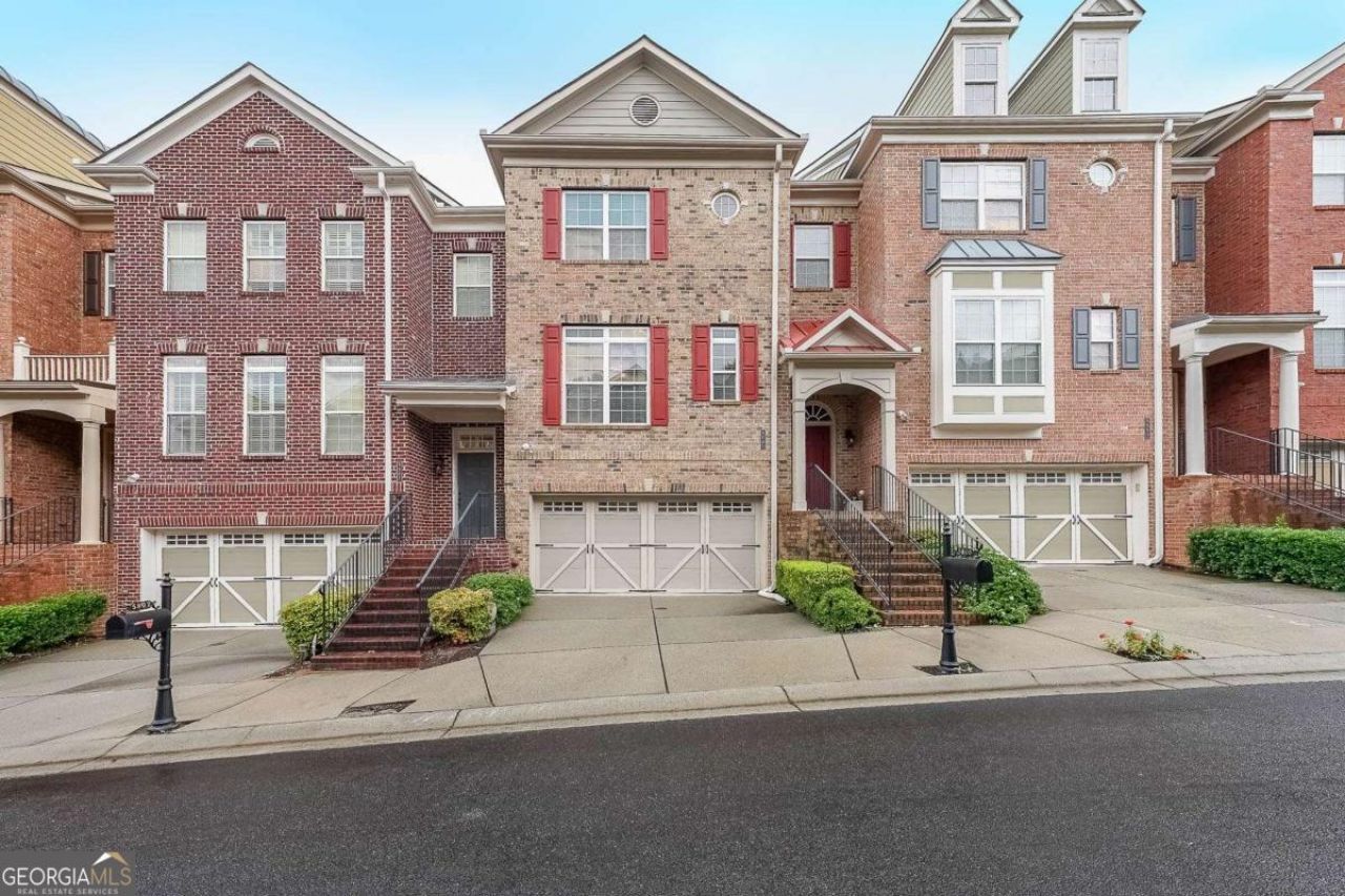 5805 Norfolk Chase Road, Peachtree Corners, GA 30092 Main Photo