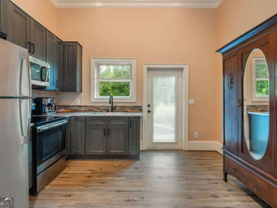 Property Image 86