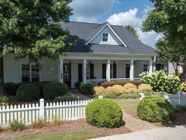 502 Navan Lane, Statham, GA 30666