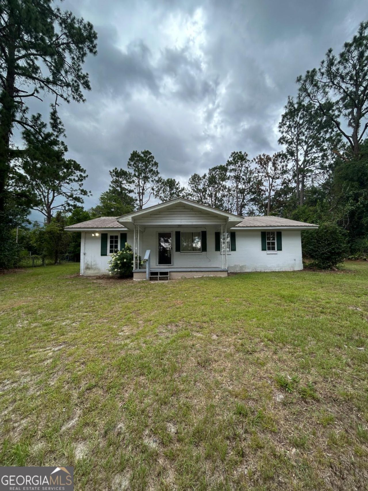 612 Prosperity Drive, Swainsboro, GA 30401 Main Photo