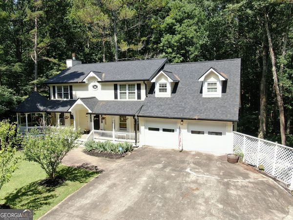 3155 Laura Lane, Douglasville, GA 30135