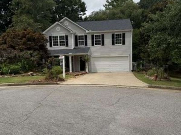 528 Lazy River Lane, Woodstock, GA 30188