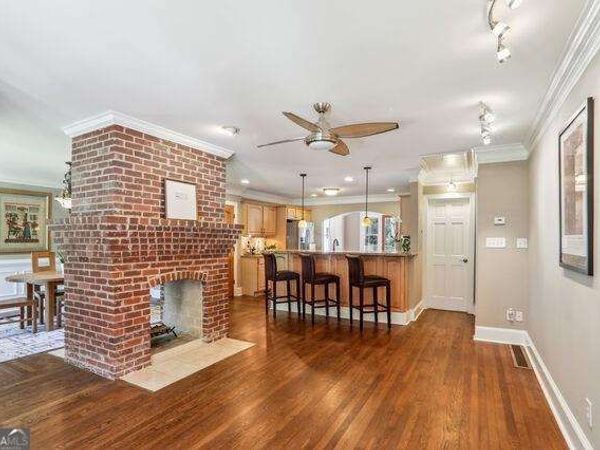 658 Timm Valley Road NE, Unit 1, Atlanta, GA 30305
