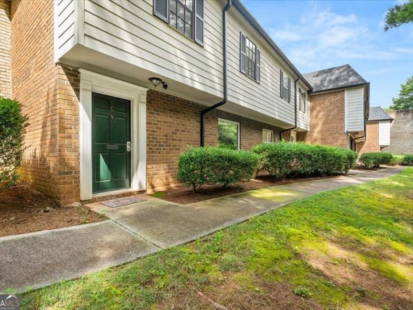 360 Winding River Drive, Unit C, Sandy Springs, GA 30350