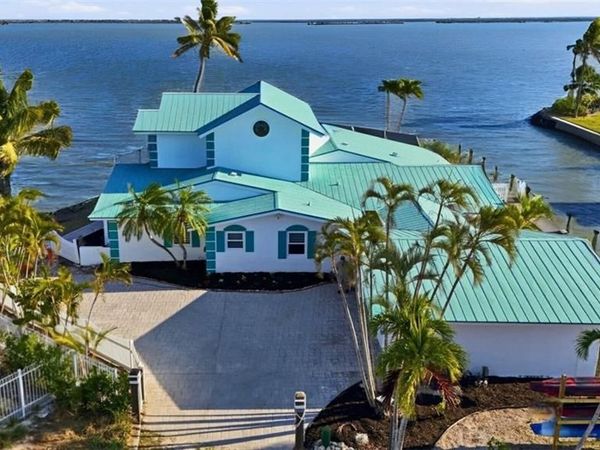 266 Curlew ST , FORT MYERS BEACH, FL 33931