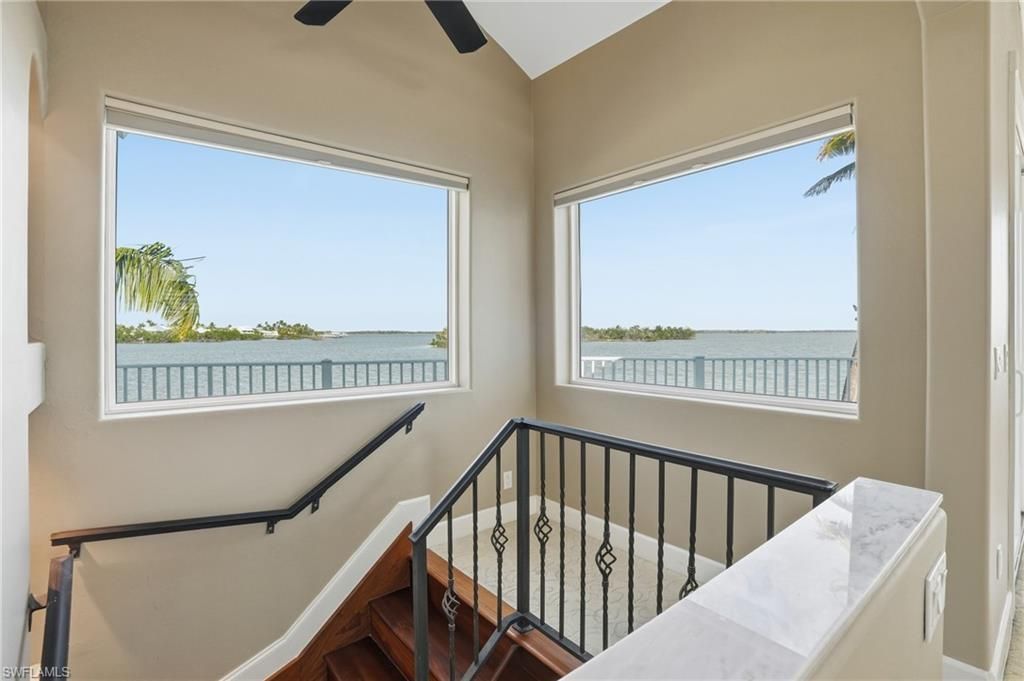 266 Curlew St, Fort Myers Beach, FL 33931 Photo