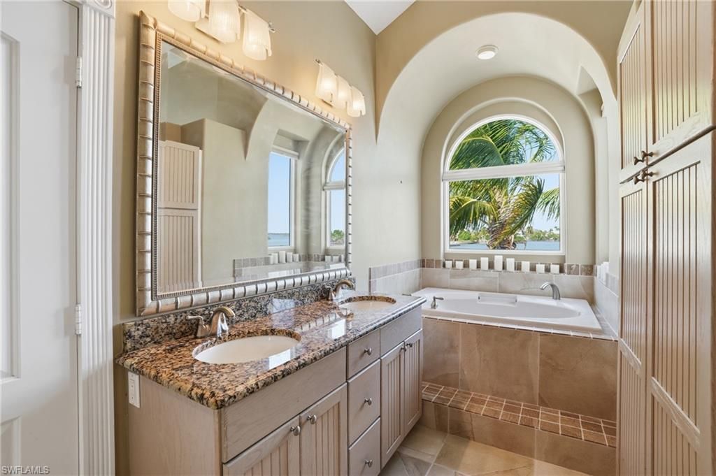 266 Curlew St, Fort Myers Beach, FL 33931 Photo