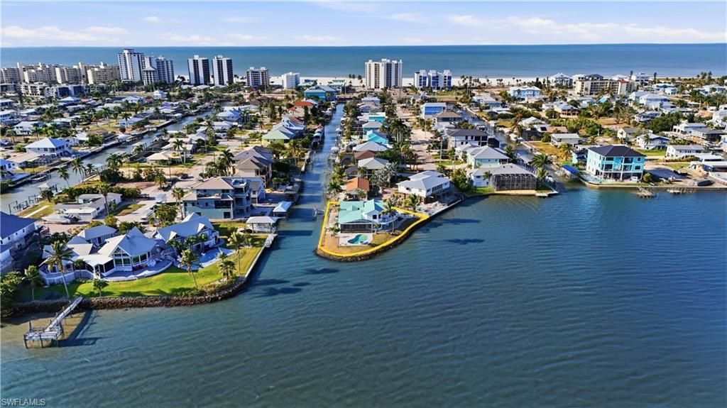 266 Curlew St, Fort Myers Beach, FL 33931 Photo