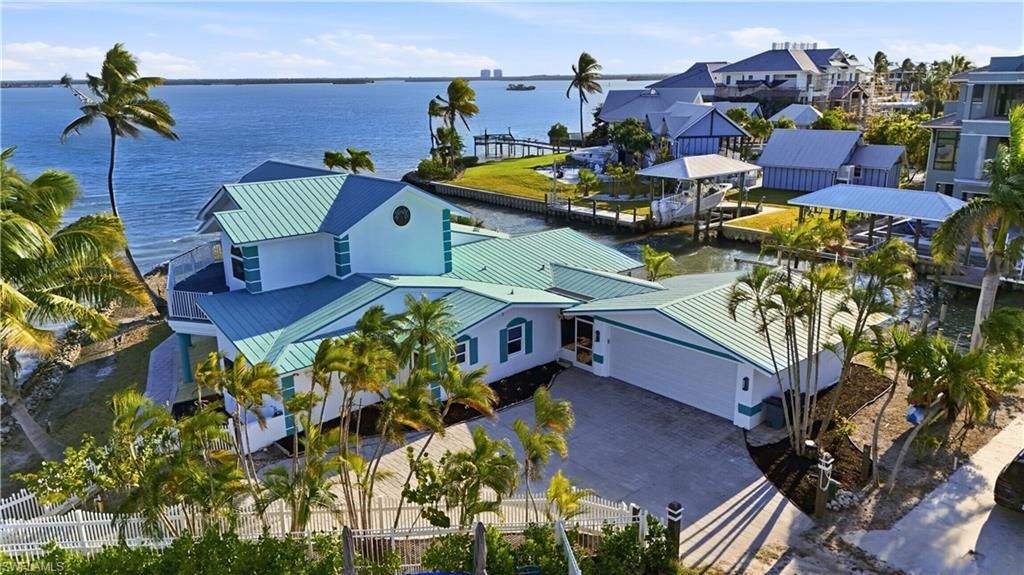 266 Curlew St, Fort Myers Beach, FL 33931 Photo