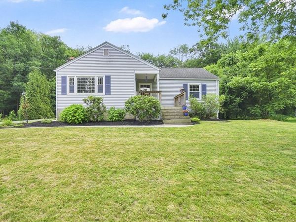 133 Mosier St, South Hadley, MA 01075