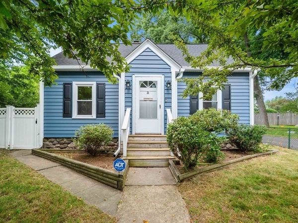 31 Lincoln St, Methuen, MA 01844