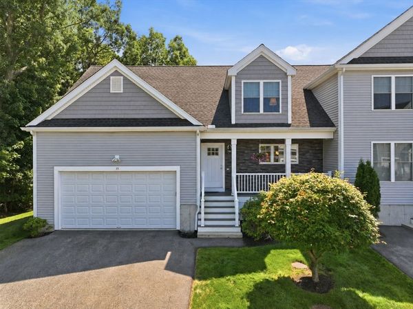 15 Curtis Circle, Unit 15, Avon, MA 02322