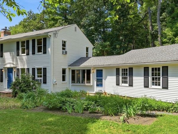 81 Alcott St, Acton, MA 01720