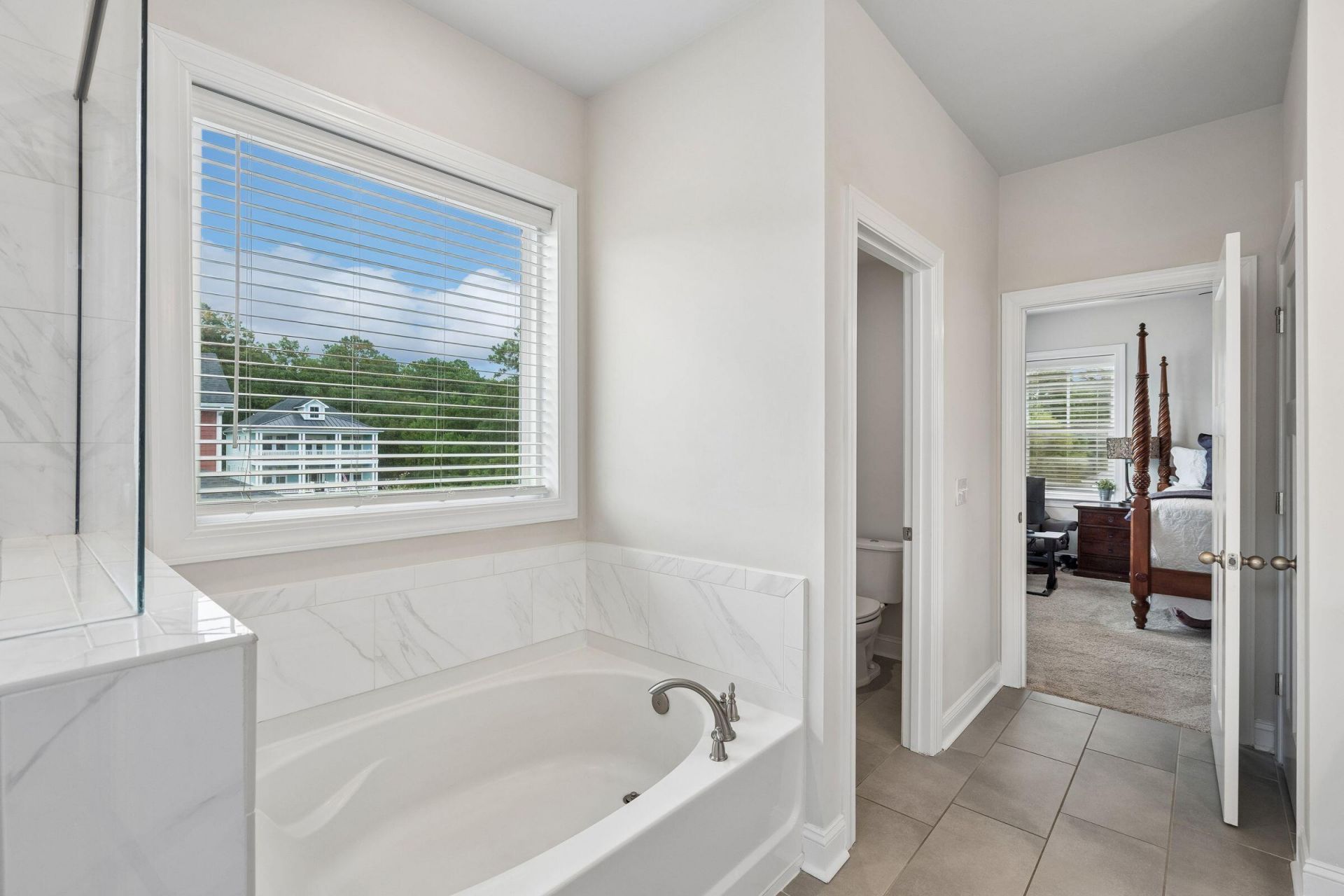 523 Amalie Farms Drive Photo 35