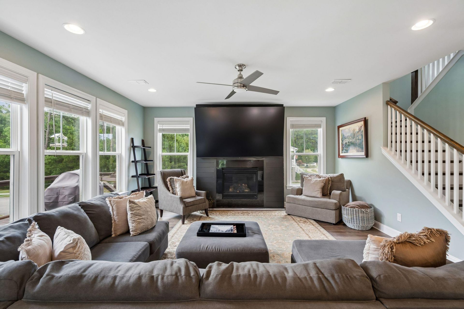 523 Amalie Farms Drive Photo 8