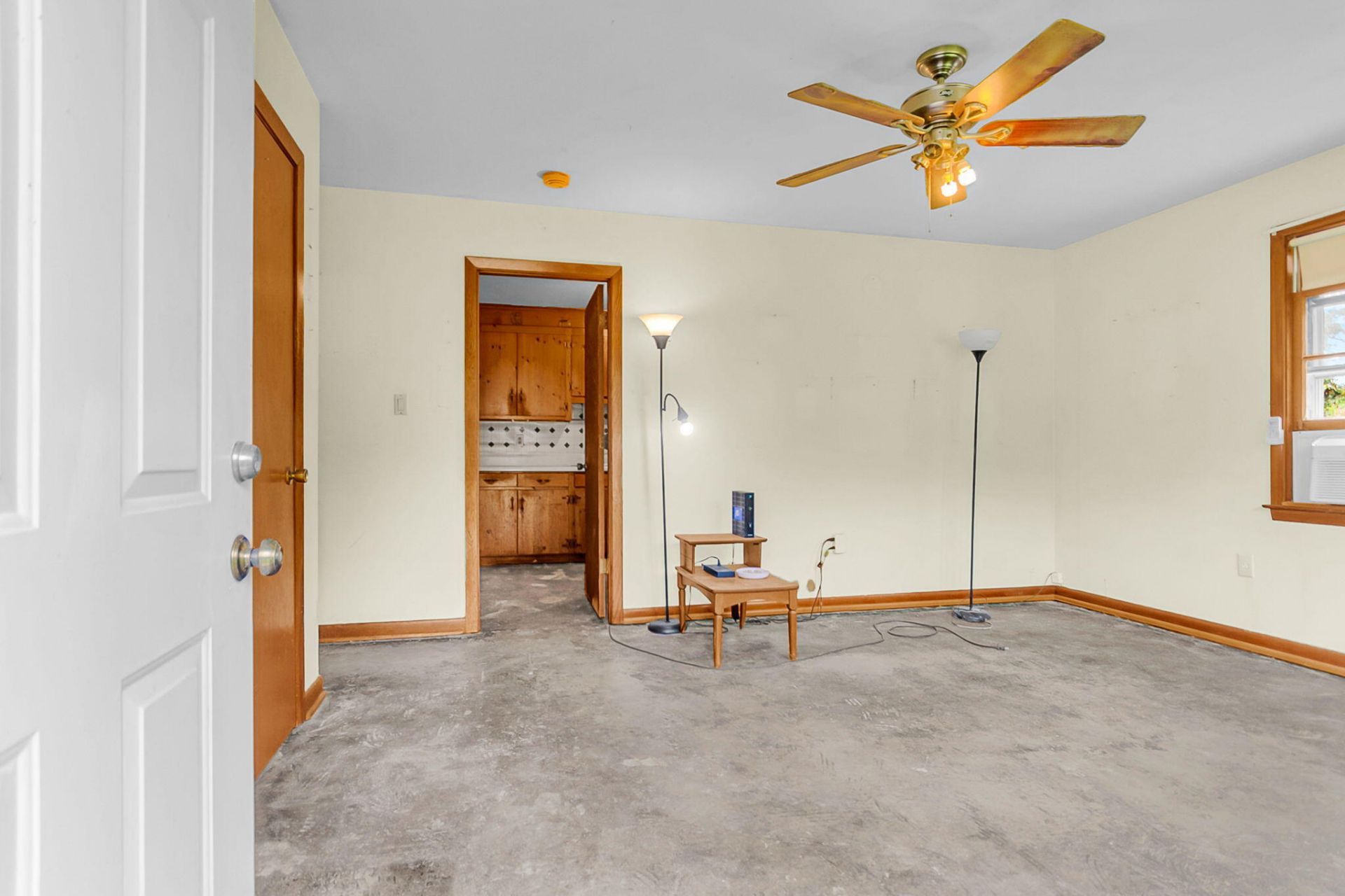 225 Laurel Avenue Photo 4