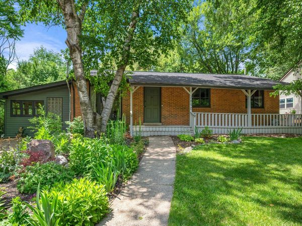 2890 Kimberley Road, Ann Arbor, MI 48104