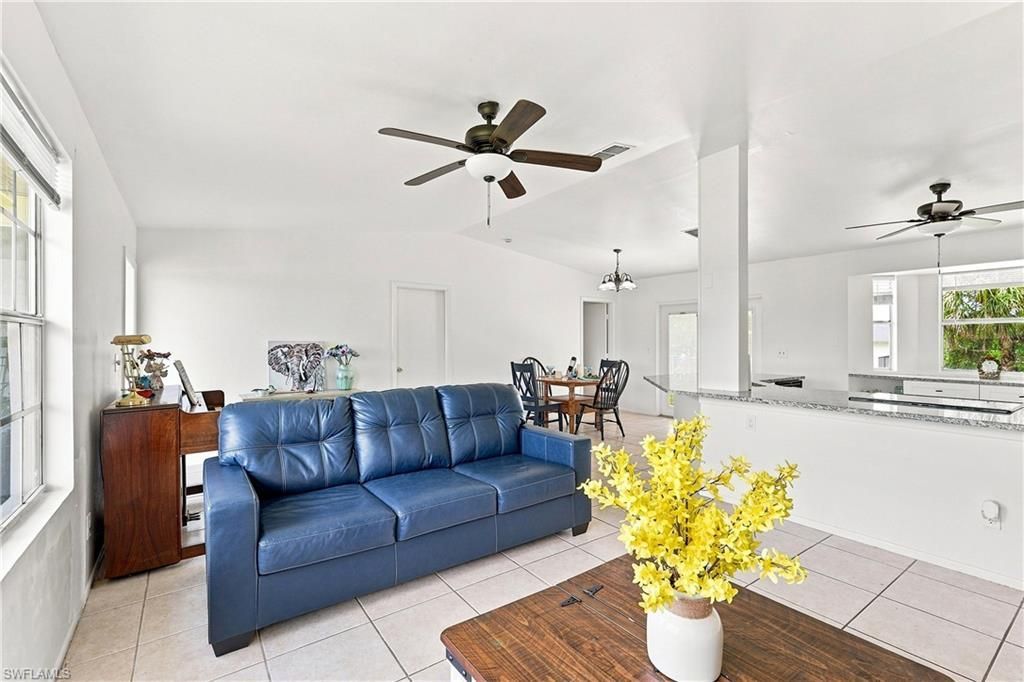 302 NW 5th Ter, Cape Coral, FL 33993 Photo