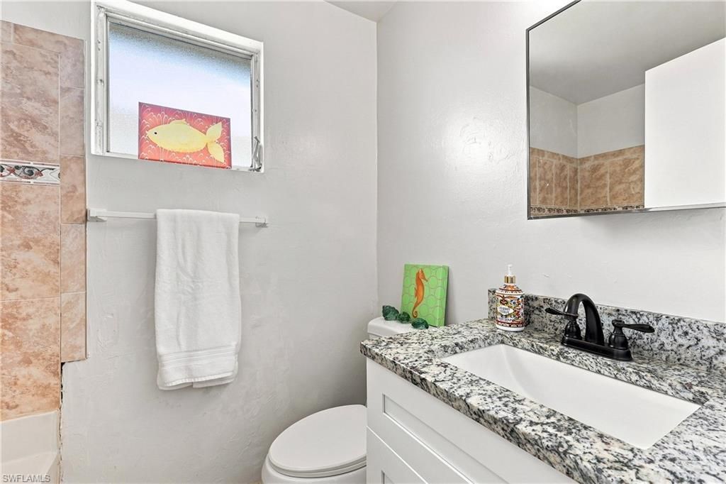 302 NW 5th Ter, Cape Coral, FL 33993 Photo