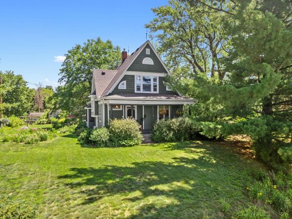 228 Summit Avenue , Center City, MN 55012