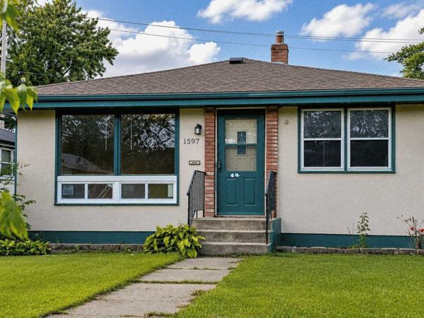 1597 Margaret Street , Saint Paul, MN 55106