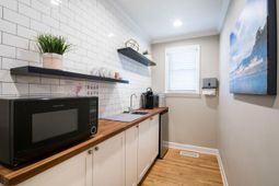 451 Folly Road  photo 4
