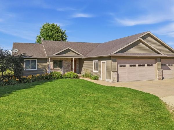 N5940 E Neda ROAD, Iron Ridge, WI 53035