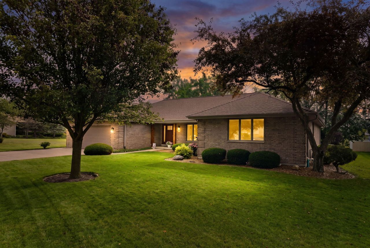 337 Hans Brinker Road , Peotone, IL 60468
