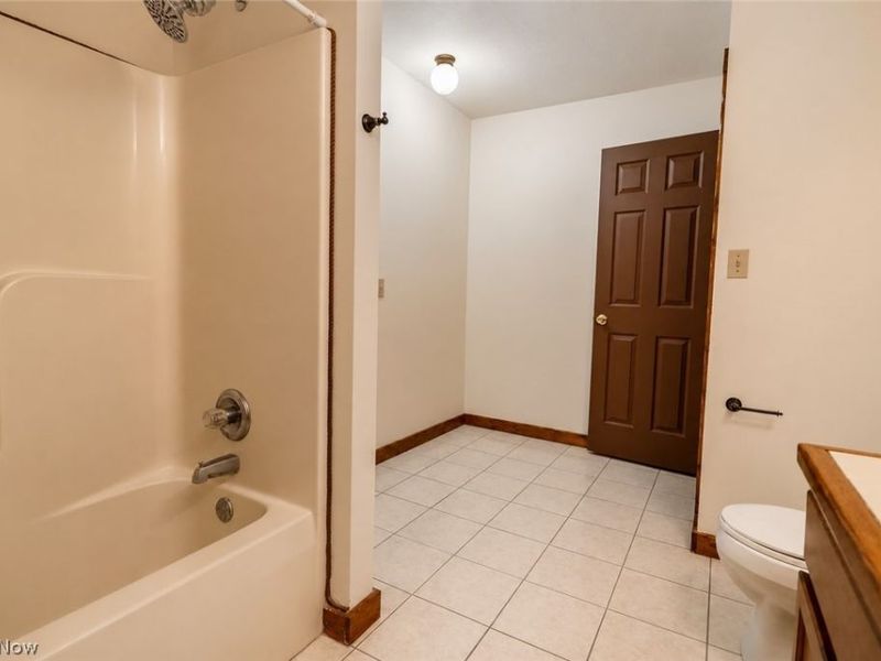 643 Fruit Drive, Coventry, OH 44319 Photo 17