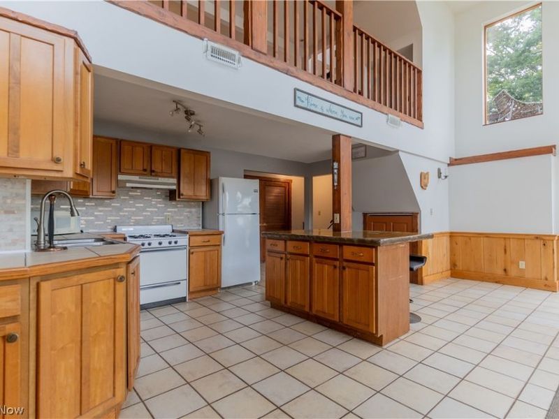 643 Fruit Drive, Coventry, OH 44319 Photo 20
