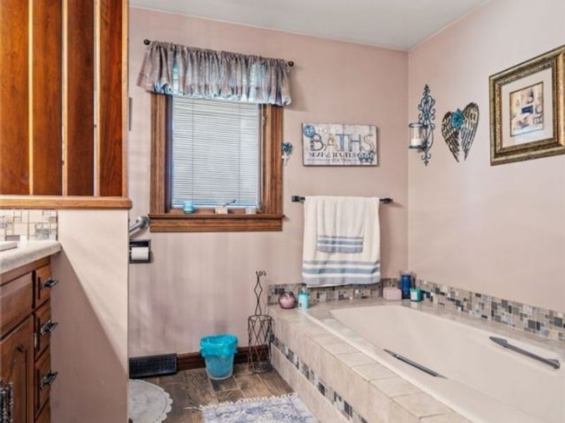 515 S Silver Street, Louisville, OH 44641 Photo 12